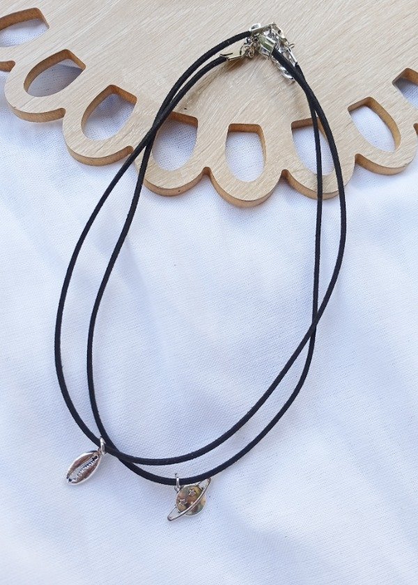 Producto - Collares/choker corto dijes