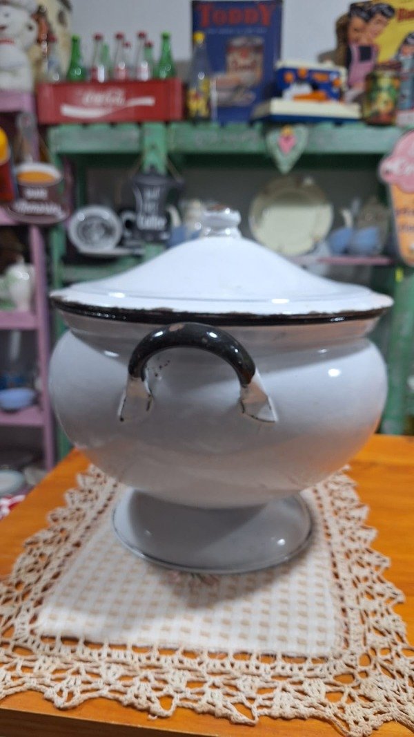 Producto - ANTIGUA SOPERA ENLOZADA DE CAMPO - 1