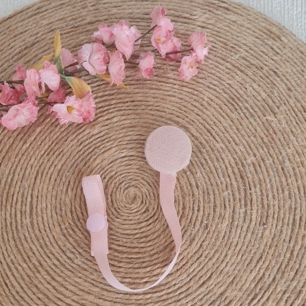 Producto - Porta Chupetes Botón rosa