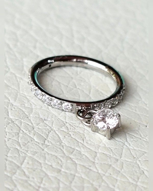 Producto - Clicker. Bisagra Con Zirconia + Colgante. TC