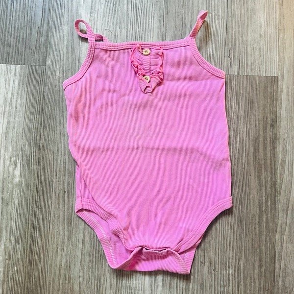 Producto - Body Músculosa Rosa 18M