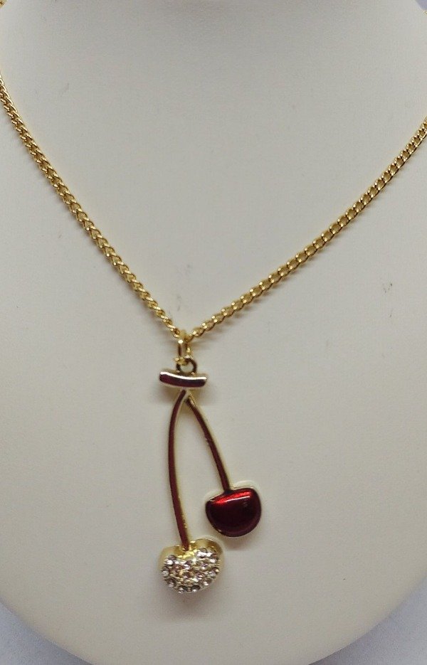 Producto - Dije de cereza dorado