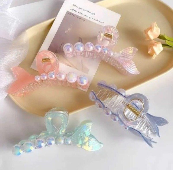 Producto - Broche Perlado con Cola