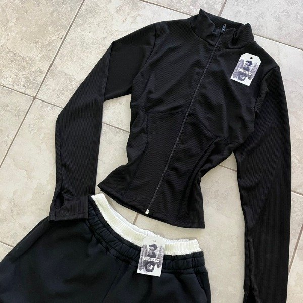 Producto - Campera ban