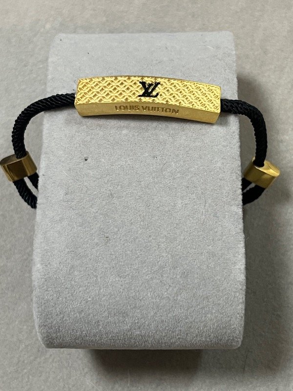 Producto - LV NEGRO CORDÓN