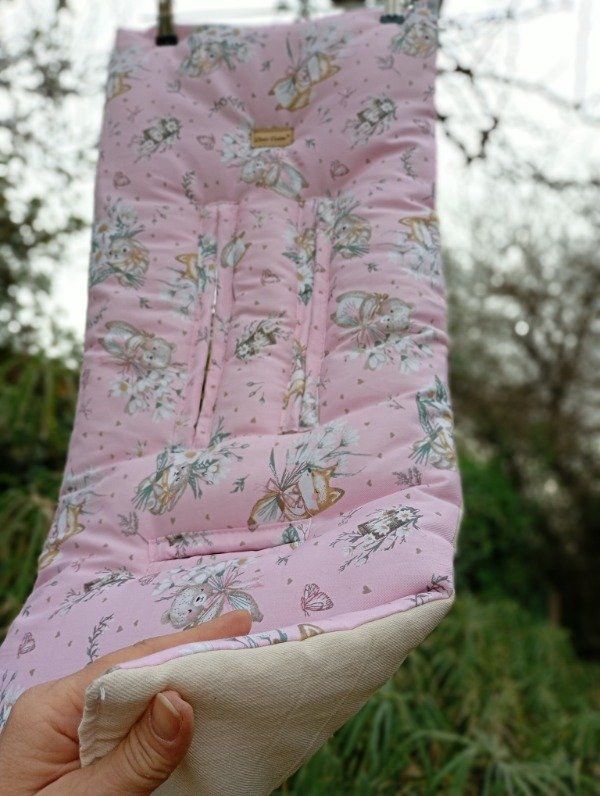 Producto - Colchoncito Conejas y Margaritas rosa - 1