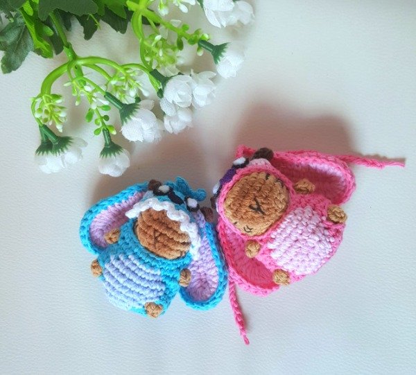 Producto - Parejita Capybara Stitch y Angel
