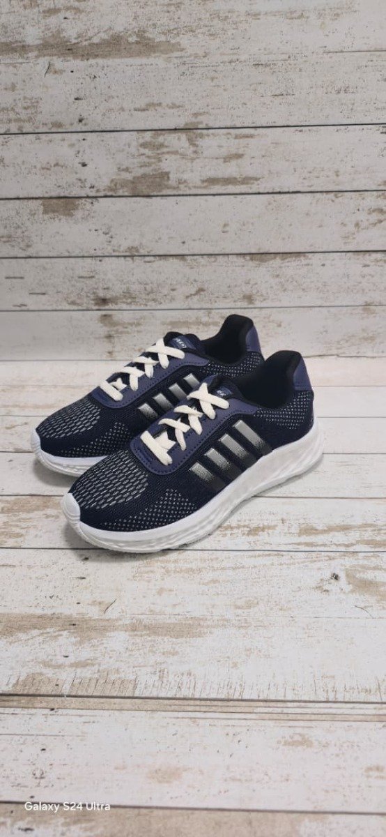Producto - zapatilla deportiva azul del 36 al 40 - 0