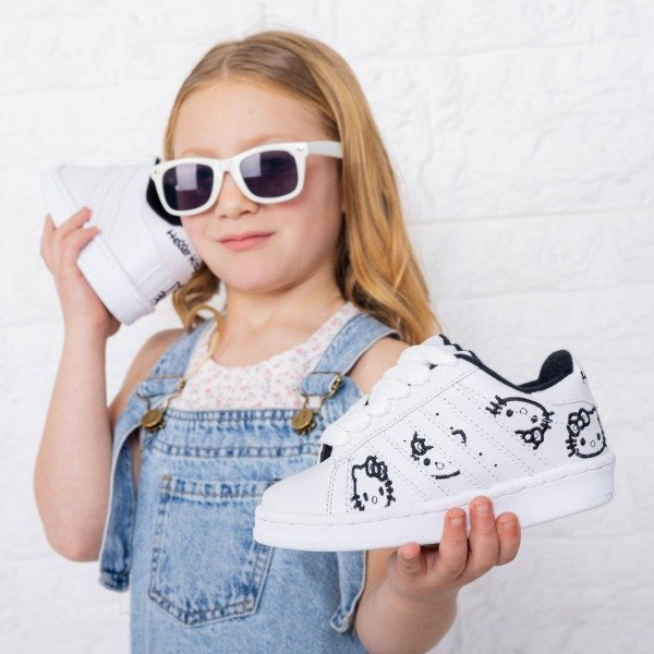 Producto - LINEA MORE ! ZAPATILLAS KITTY