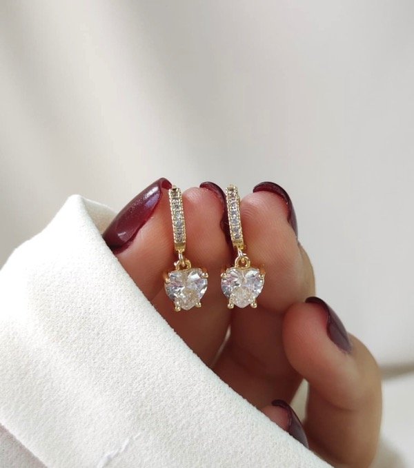 Producto - Argollitas  corazón cúbico acero dorado