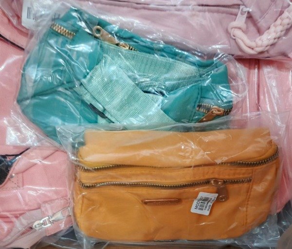 Producto - Riñonera color vivos con cierre dorado