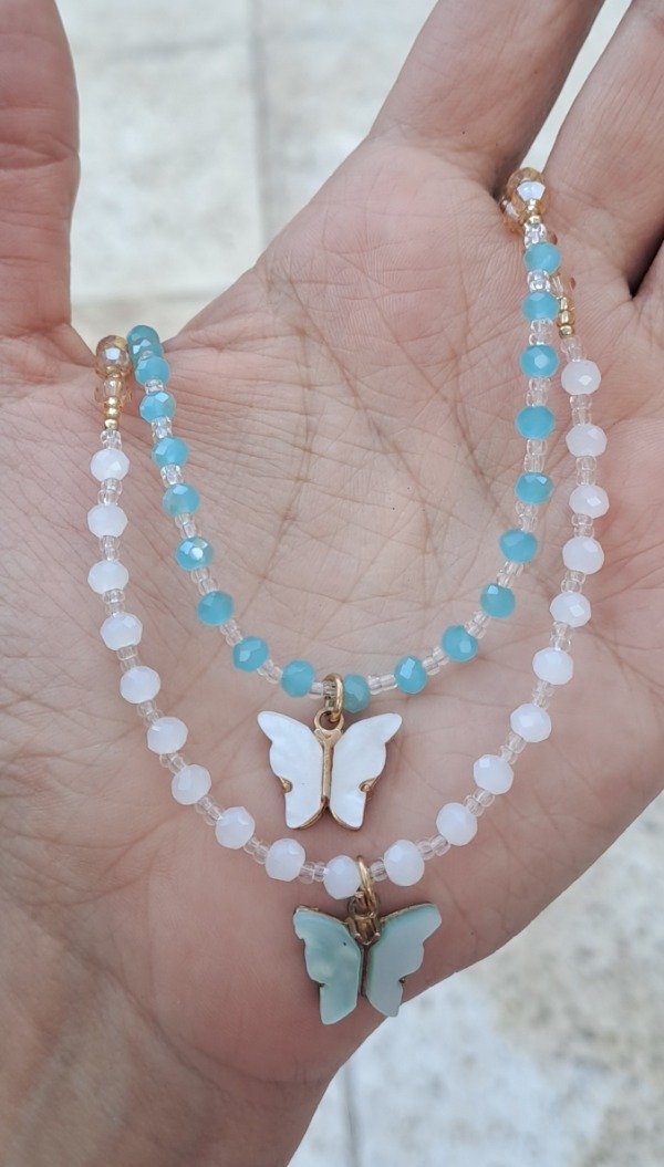 Producto - Collar con Mariposa y Cristales