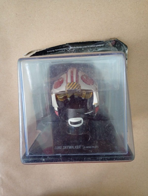 Producto - Casco Luke Skywalker X Wing Pilot Star Wars - Cerrado