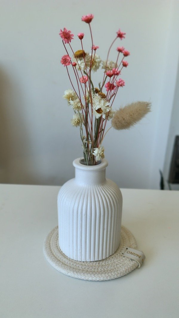 Producto - FLORERO DE YESO