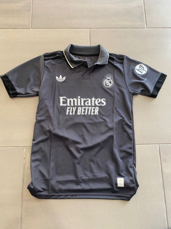 Producto - Real Madrid gris alt