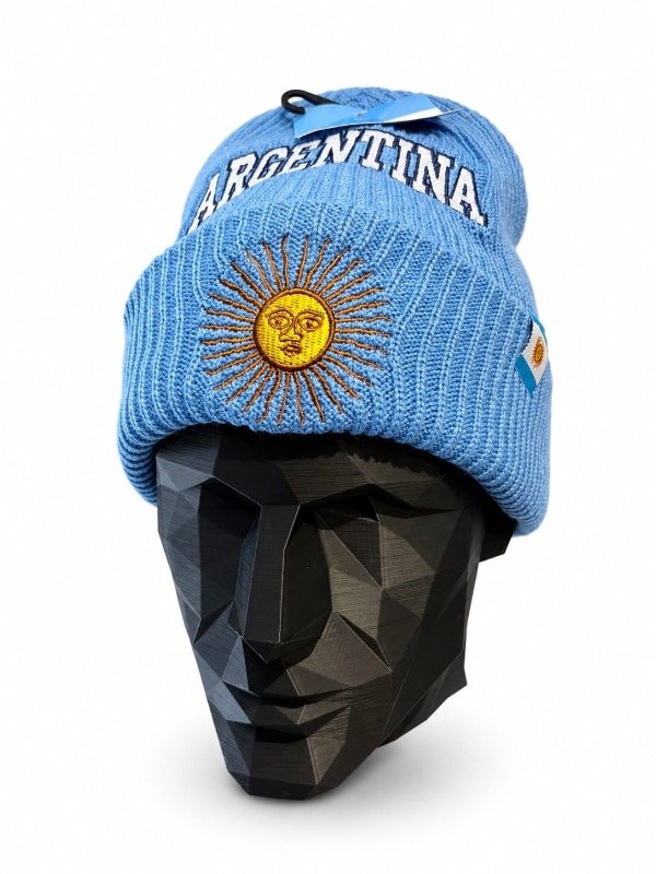 Producto - Gorro de lana sol de mayo celeste