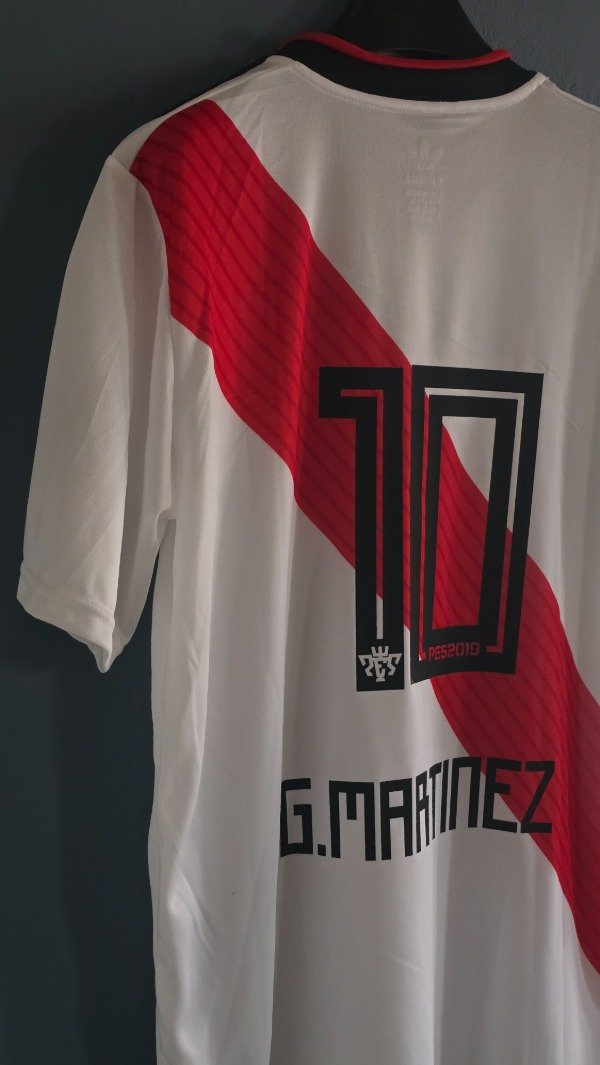 Producto - CAMISETA RETRO RIVER PLATE TITULAR 2018 - 4