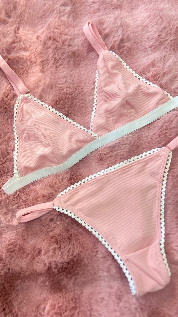Producto - CONJUNTO MORLEY LYCRA ROSA - TALLE 100/105
