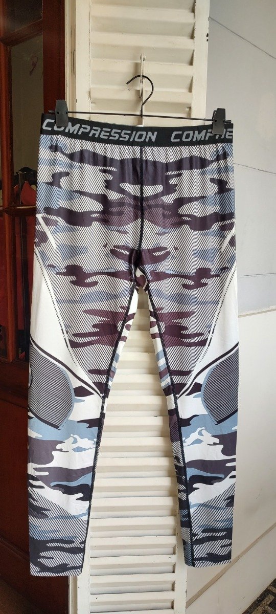Producto - Calza camuflada, talle XL