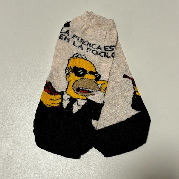 Producto - Soquete Homero "La puerca está en la pocilga"