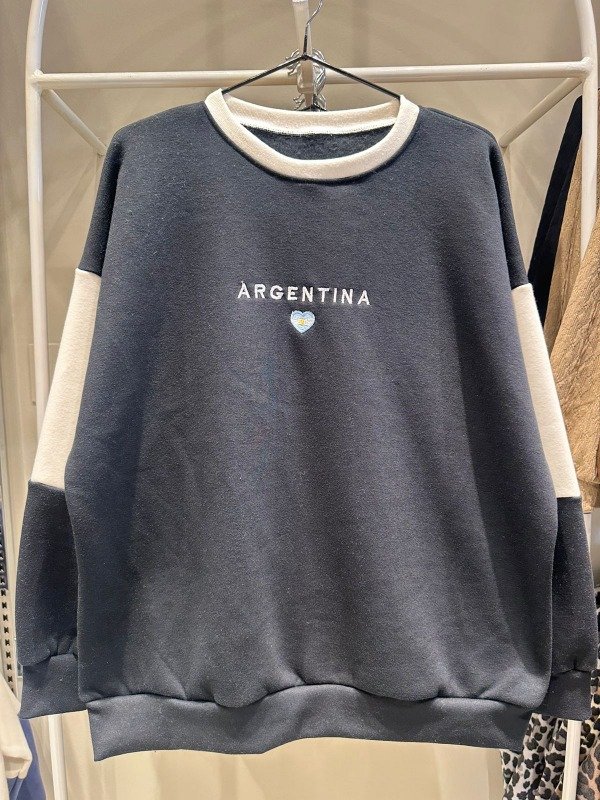 Producto - BUZO ARGENTINA BORDADO "FRIZADO" (Art.624)