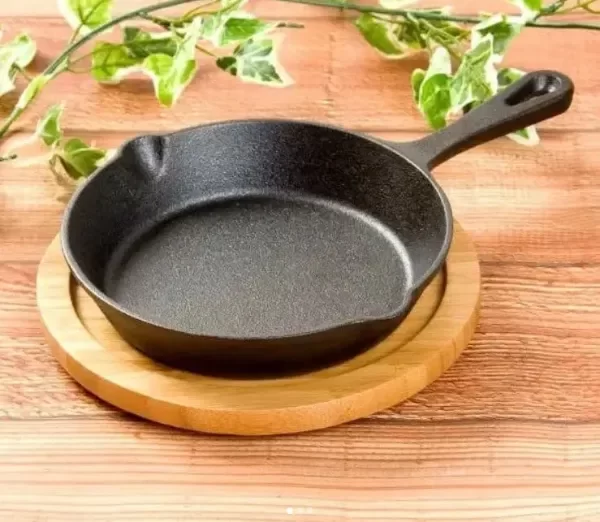 Producto - Provoletera de hierro con bandeja de madera