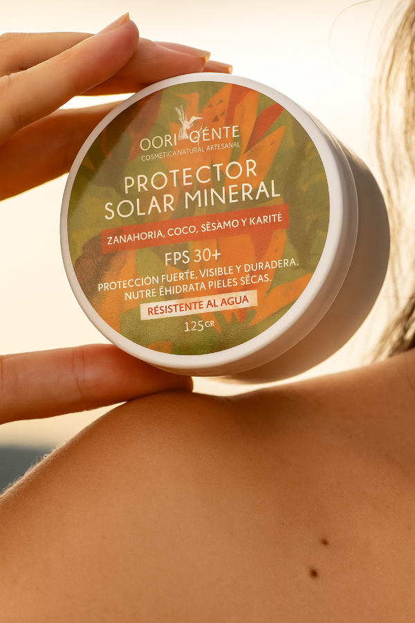 Producto - PROTECTOR SOLAR QORI Q'ENTE ZANAHORIAS Y COCO FPS 30 x 100g