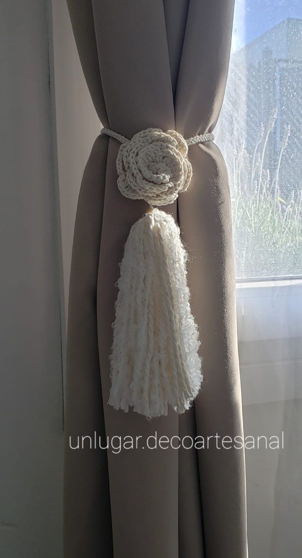 Producto - Sujeta cortina Flor ( el par )