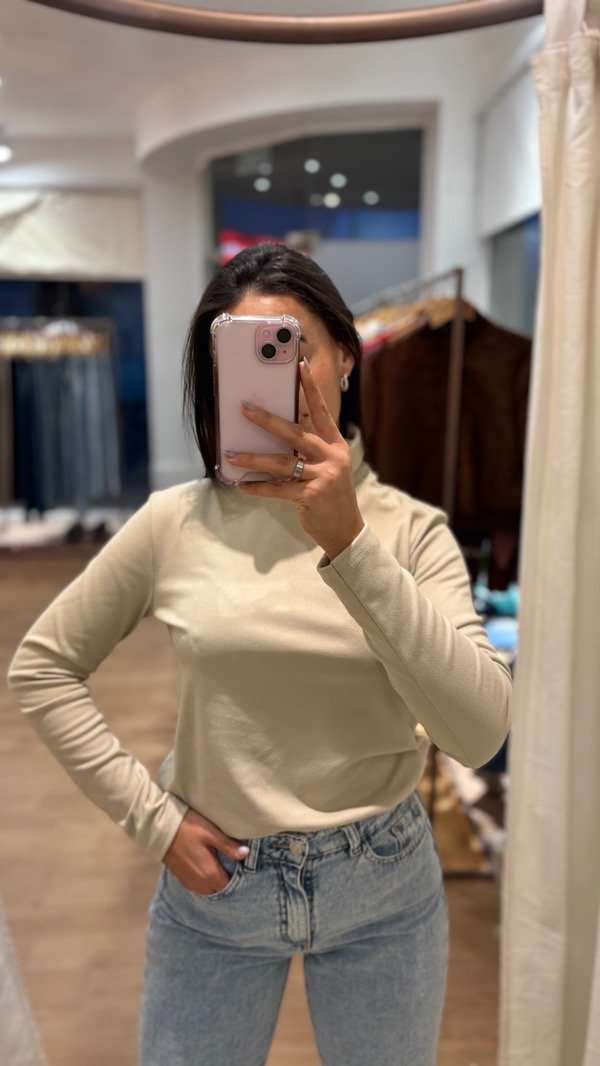 Producto - Polera Roma