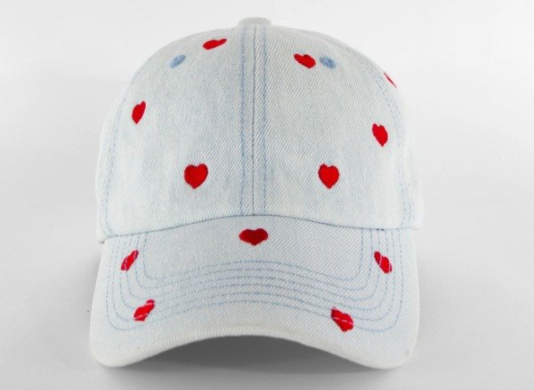Producto - Gorra Corazoncitos - 0
