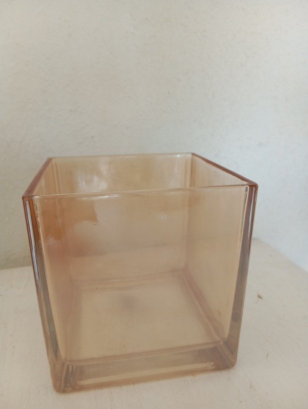 Producto - Florero cubo ambar