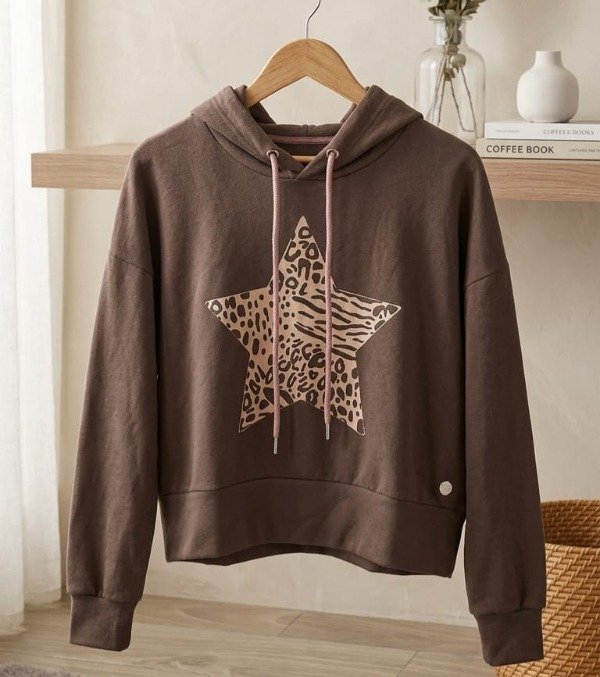 Producto - Buzo Oversize Estrella Chocolate (TU4)