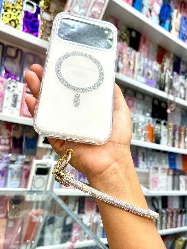 Producto - Funda MagSafe con Correa iPhone 17 pro / 17 pro Max