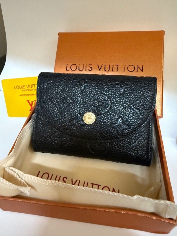 Producto - Billetera Pocket LV oscura