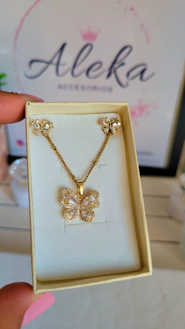 Producto - Conjunto collar y aros mariposa con cubic y micropavé de acero dorado - 4