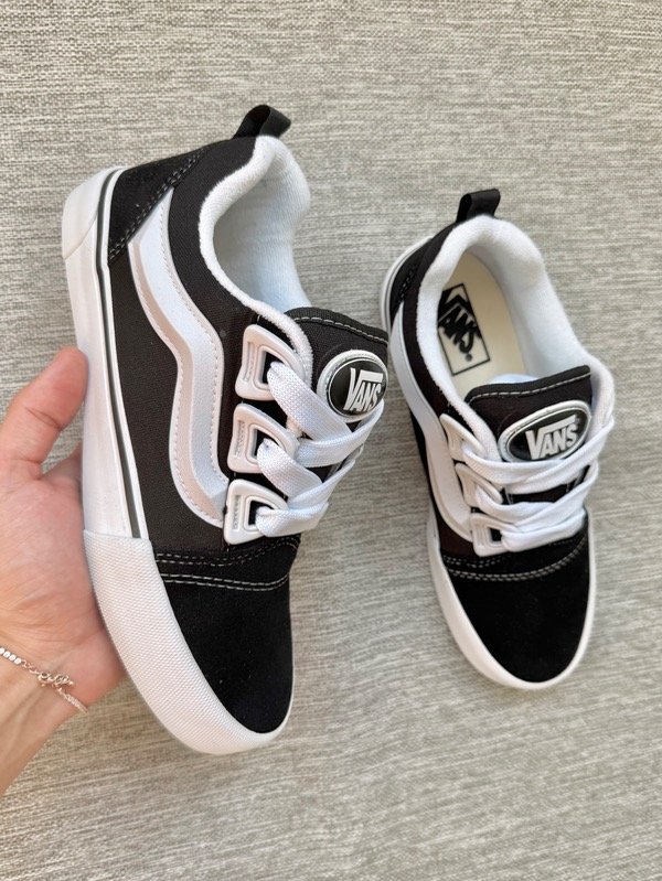 Producto - Vans Knu DR