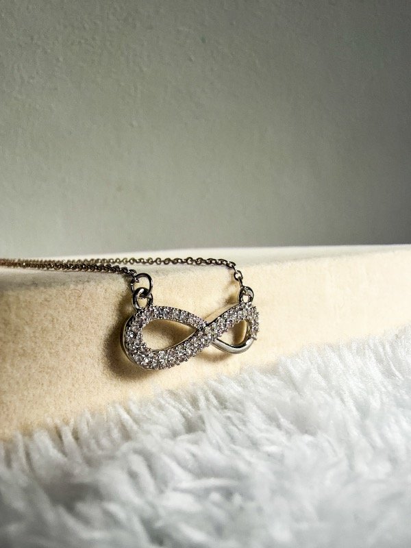 Producto - Collar Infinito aq