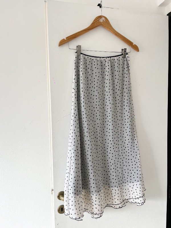 Producto - Falda Polka