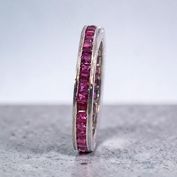 Producto - Anillo Eternity de rubies naturales - 2