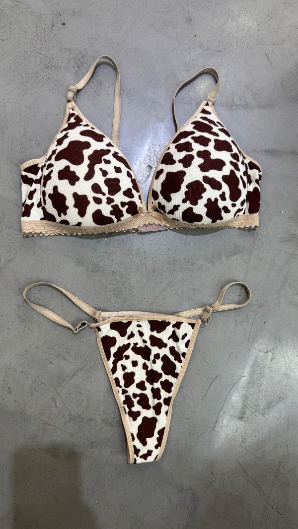 Producto - Conjunto Vaquita Marrón