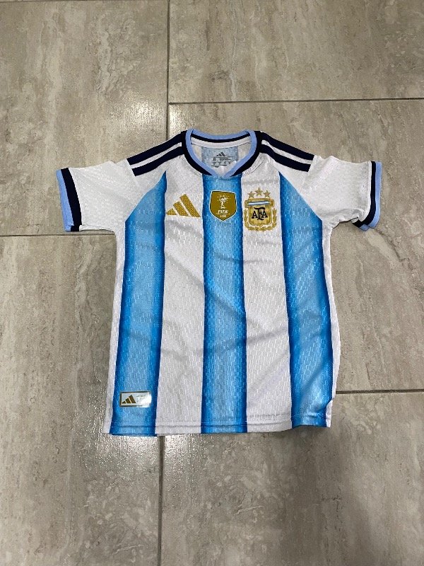 Producto - Argentina lisa Niño 2026