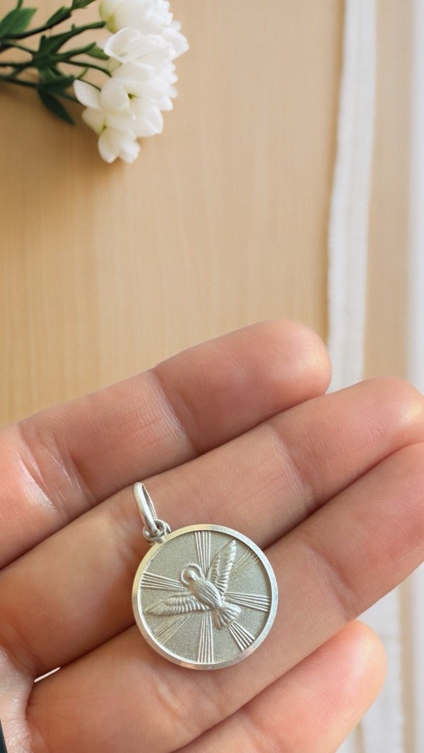 Producto - Medalla del Espíritu Santo de Plata 17MM D188