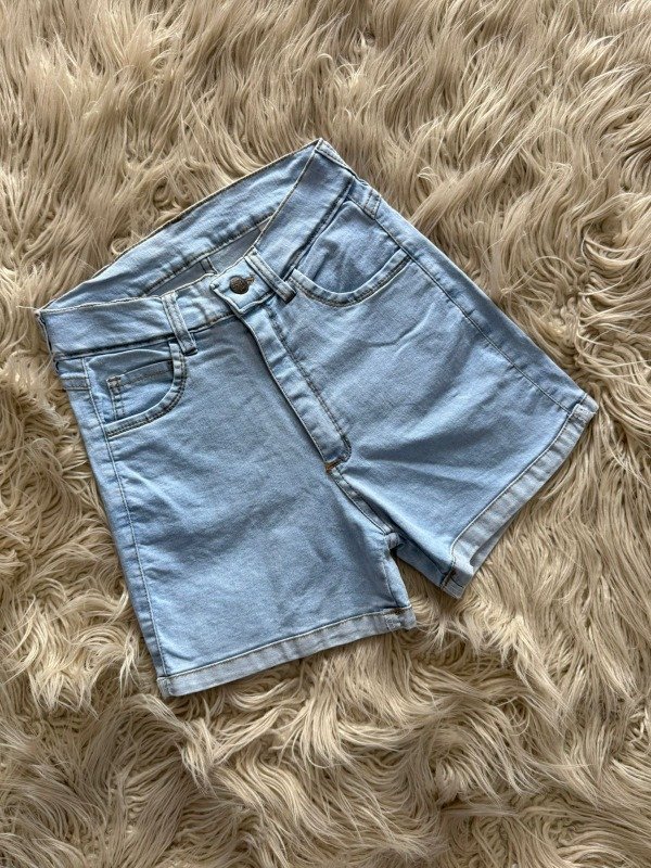 Producto - Short elastizado celeste