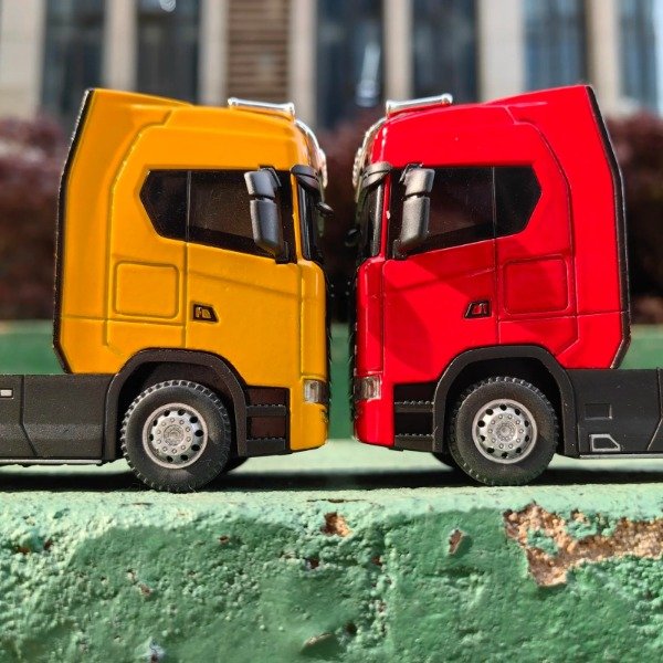 Producto - Camión de Juguete Scania con Acoplado Contenedor ROJO - 4