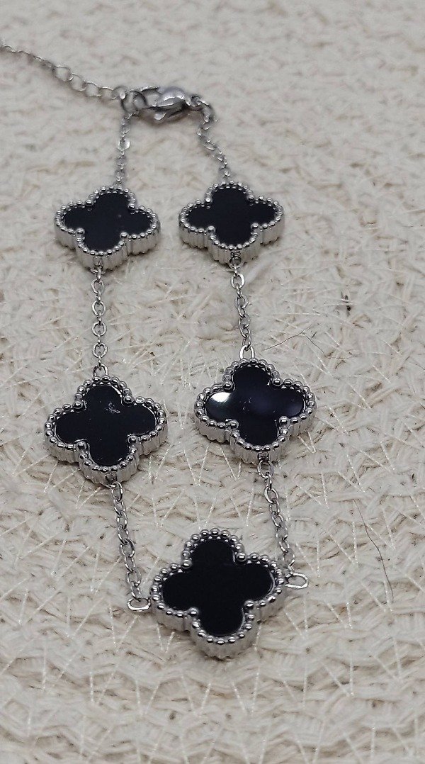 Producto - Pulsera estilo Van Cleff negra