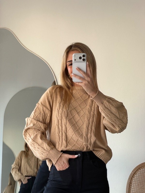 Producto - SWEATER OCHITOS Y ROMBOS JULIANA
