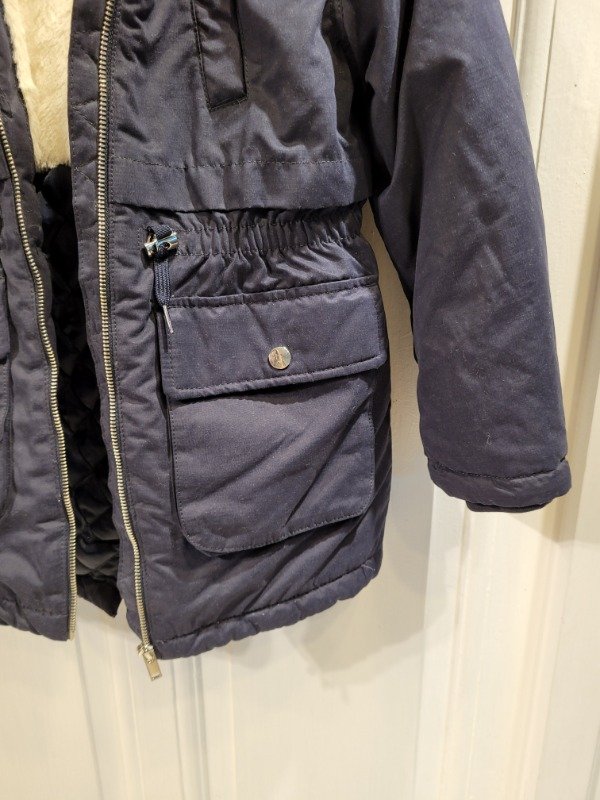 Producto - Parka HyM azul con piel adentro Talle 8/9 años - PRECIO: 55X - 2