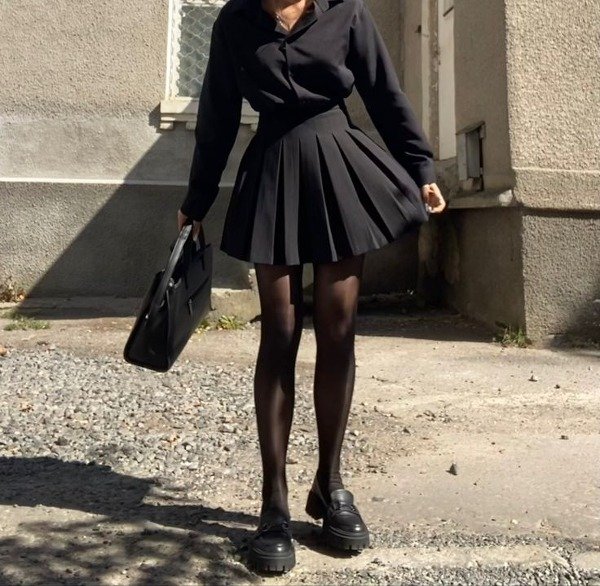 Pollera tableada negra