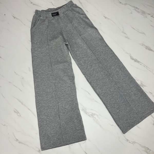 Producto - Pantalón palazzo viscosa frizada gris