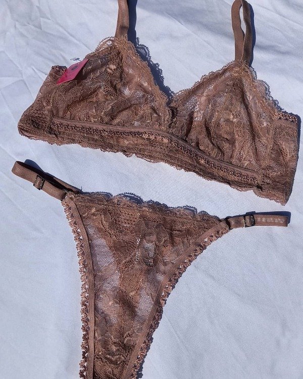 Conjunto de encaje sigry  t.85